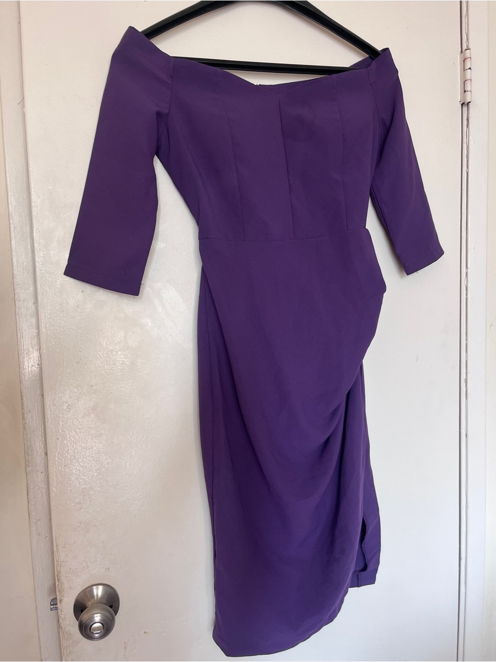Off-Shoulder Purple Sheath Dress